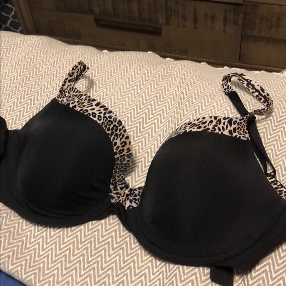 VS Bra